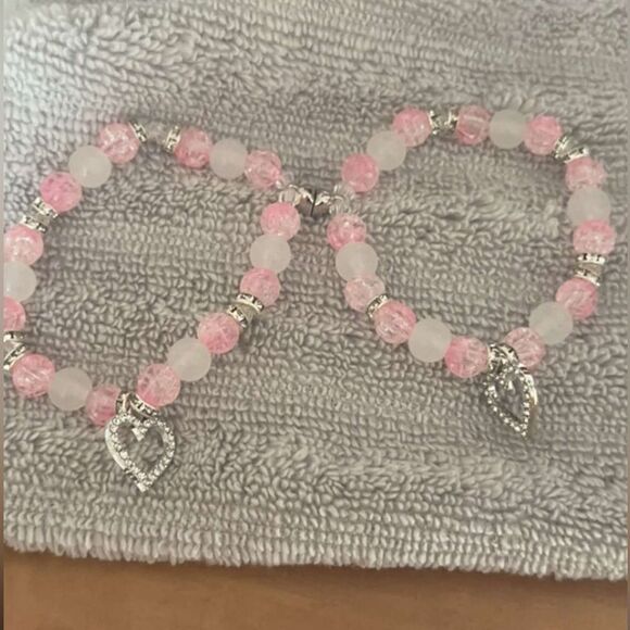 📌 [LIMITED] FREE BRACELET WITH PURCHASE | TikTok Viral Charm Bracelets - Picture 2 of 7